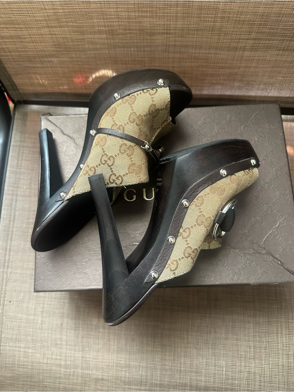 Gucci Beige GG Canvas Horsebit Open-Toe Mules - Picture 4 of 7